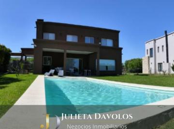 Casa · 810m² · 6 Ambientes · Casa a La Laguna en Venta 6 Ambientes El Canton Barrio Norte