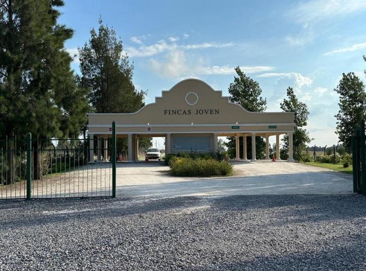 Terreno · 649m²