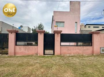 Casa de 2 ambientes, La Plata · Casa de 1 Dormitorio en Venta - Lisandro Olmos - La Plata