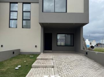 Casa de 3 ambientes, Córdoba · Duplex de Categoria en Venta