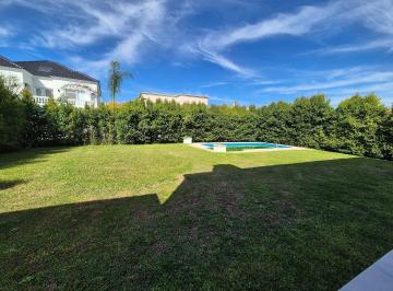 Casa · 220m² · 5 Ambientes · 1 Cochera · Casa en Venta en Los Lagos, Nordelta, Tigre