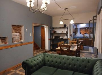 PH · 65m² · 4 Ambientes · Departamento PH en Venta en Remedios de Escalada, Lanús, G. B. a. Zona Sur