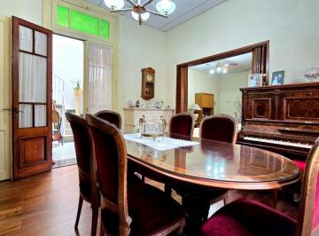 Casa · 96m² · 3 Ambientes · 1 Cochera · Casa Venta 3 Ambientes Mas Dependecia Cochera