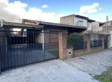 Casa · 140m² · 4 Ambientes · 2 Cocheras · Casa en Venta/ San Justo