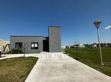 Casa de 4 ambientes, Pilar · Casas Venta 4 Ambientes en Barrio El Aljibe Manzanares Pilar Lote de 600 m² Apto Credito!