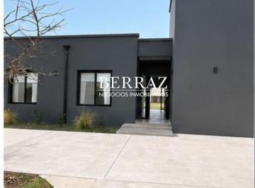 Casa · 132m² · 4 Ambientes · 3 Cocheras · Casas Venta 4 Ambientes en Barrio El Aljibe Manzanares Pilar Lote de 600 m² Apto Credito!