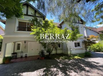 Casa · 245m² · 8 Ambientes · 2 Cocheras · Casa Venta 5 Dorm. Club de Campo Pueyrredon Lote de 857 m² Pilar