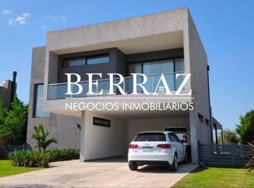 Casa · 240m² · 5 Ambientes · 2 Cocheras · Casa Venta 3 Dorm. Barrio El Canton Norte Lote de 854 m² Escobar