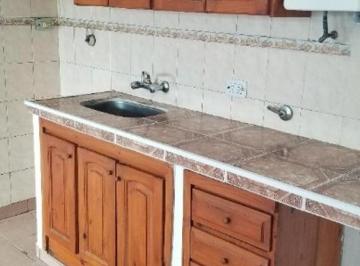 PH · 60m² · 3 Ambientes · Planta Alta en Alquiler Bolivar 4900 Villa Dominico