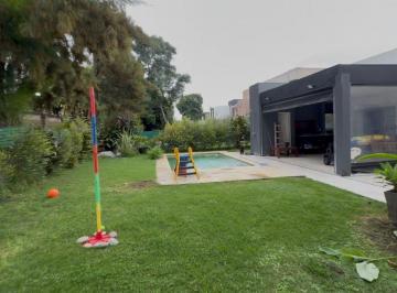 Casa de 4 ambientes, Berazategui · Vendo Casa Barrio Cerrado Las Golondrinas