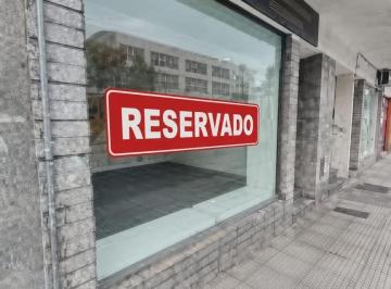 Local comercial · 20m² · 1 Ambiente · Alquiler Local 20 m. - Paternal. Apto Varios Rubros. Juan B Justo Al 5000.