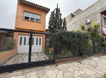 Casa · 178m² · 6 Ambientes · 2 Cocheras · Venta Casa 6 Ambientes en Ituzaingo Norte