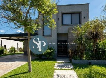 Casa · 170m² · 5 Ambientes · 6 Cocheras · Excelente Casa 5 Ambientes - Los Arces, Cañada de Pilar