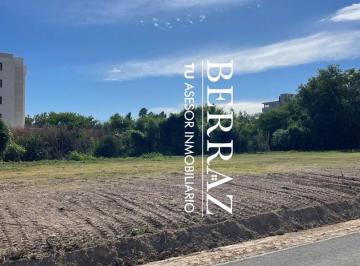 Terreno · 300m² · Lote Venta de 300,28 m² en Barrio El Roble Pilar Acceso Km 38,5