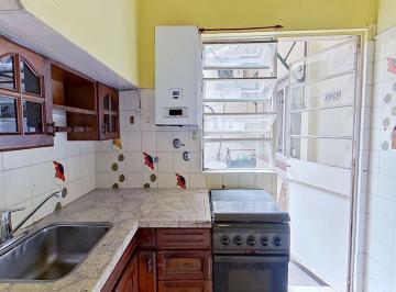 Departamento de 3 ambientes, Vicente López · Venta Depto 3 Amb Planta Baja a Refaccionar con Patio en Florida Oeste