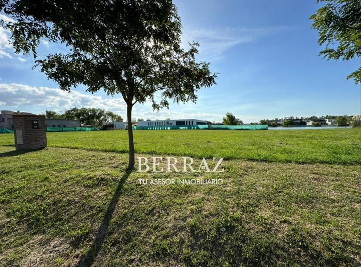 Terreno · 800m²