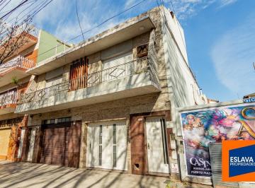 PH · 83m² · 3 Ambientes · 1 Cochera · PH en Liniers