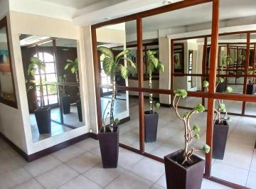 Departamento · 73m² · 2 Dormitorios · 1 Cochera · Venta Departamento 3 Ambientes Al Frente con Garage Propio