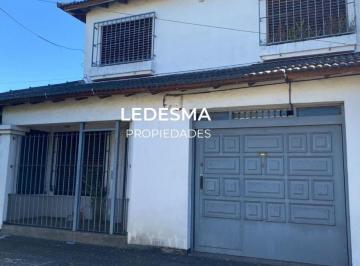 Casa de 4 ambientes, Ituzaingó · Casa 4 Ambientes con Garage Sobre Lote de Terreno 337 m² Ituzaingo Norte Apto Credito Bancario