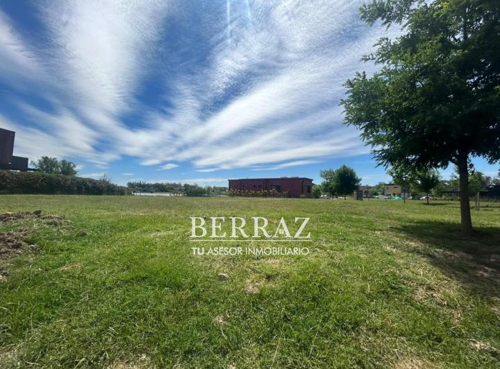 Terreno · 655m²