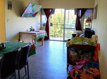 Departamento · 59m² · 2 Dormitorios · Venta Departamento 3 Ambientes con Balcon Zona Mexico Al 3500
