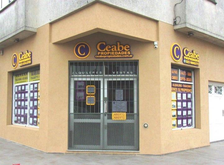 Local comercial · 630m² · 6 Cocheras