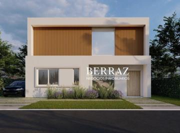 Casa · 141m² · 6 Ambientes · 3 Cocheras · Casa Venta 4 Dorm. Barrio Santa Sofía Lote de 508 m² Pilar del Este, Zona Norte
