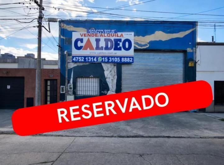 Bodega-Galpón · 900m²