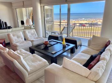 Foto1 · Apartamento en Alquiler Temporal de 3 Dorm. en Punta del Este, Playa Brava