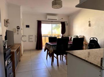 Departamento · 42m² · 2 Ambientes · En Venta Depto | 2 Ambientes | Luminoso | Listo Para Vivir | Excelente Ubicación | Tres de Febrero