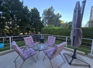 Departamento · 150m² · 4 Ambientes · 1 Cochera · Departamento Espectacular con Terraza y Jardin Propio