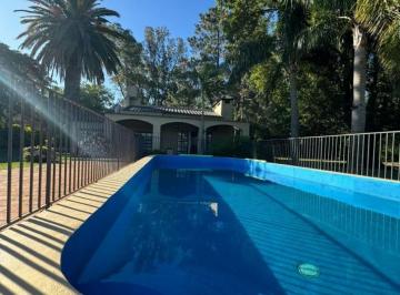 Quinta vacacional · 100m² · 5 Ambientes · Hermosa Quinta Rpn1 Km 8.5