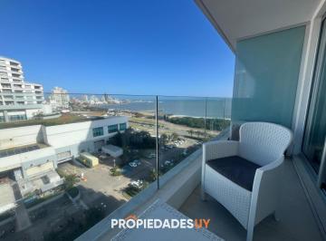 Foto1 · Apartamento en de 1 Dormitorio Playa Mansa Primera Linea