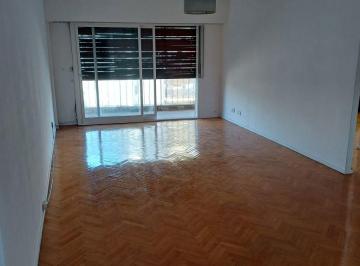 Departamento de 4 ambientes, Once · Balvanera Alquiler Depto Tres Ambientes con Dependencia Muy Luminoso con Balcon Corrido a La Calle