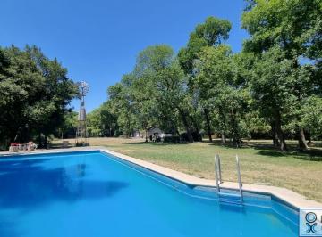 Casa · 150m² · 3 Ambientes · Oportunidad Retasada! Gran Fracción con Chalet en Venta en La Lonja, Pilar, Sobre La Calle Ramos Mejía