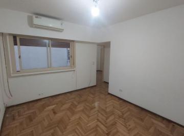 Departamento de 2 ambientes, Caballito · 2 Amb Económicos con Gran Cocina. Muy Linda Zona!