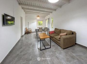 Casa · 60m² · 2 Ambientes · Venta | Permuta - Casa de Pasillo 1 Dormitorio, con Jardín - Fisherton.