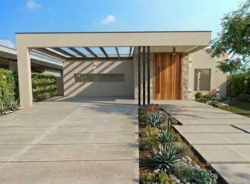 Casa · 160m² · 4 Ambientes · 2 Cocheras · Casa de Tres Dorm. Apta Credito en Barrio Acacias de Terrada