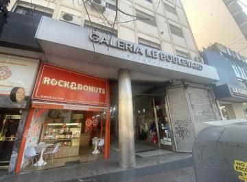 Local comercial · 8m² · 1 Ambiente · Venta Local en Flores