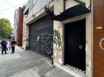 Bodega-Galpón · 700m² · Alquiler Galpón Comercial Villa Ortuzar 750 m² Mixtura 3
