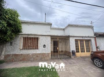 Casa · 191m² · 3 Ambientes · 2 Cocheras · Casa en Venta Zarate