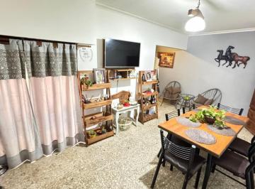 Departamento · 54ha · 3 Ambientes · Depto. 3 Amb. en Venta en Lanús