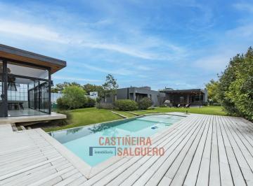 Casa · 440m² · 10 Ambientes · 2 Cocheras · Casa en Venta - Cañuelas Country Golf - en Planta Baja - Moderna
