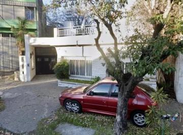 Casa · 174m² · 3 Ambientes · 1 Cochera · Casa en V. Talleres