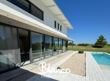Casa · 210m² · 4 Ambientes · 2 Cocheras · Casa en Alquiler en El Cantón, Escobar, G. B. a. Zona Norte