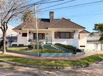 Casa · 370m² · 5 Ambientes · 2 Cocheras · Casa en Colón Entre Ríos Zona Costanera y Centro