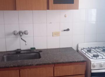 Departamento en Alquiler de 2 ambientes Centro · Alquilo Depto 1 Dormitorio Calle Caseros a Dos Cuadras de Tribunales