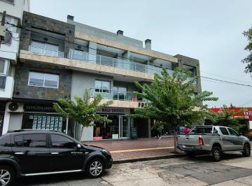 Departamento · 109m² · 3 Dormitorios · 1 Cochera · Se Vende Dto de 3 Dorm. 2 Baños