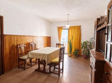 Departamento de 4 ambientes, Avellaneda · Departamento 4 Ambientes en Venta