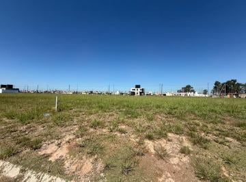 Terreno · 250m² · Lote en Cuestas de Manantiales